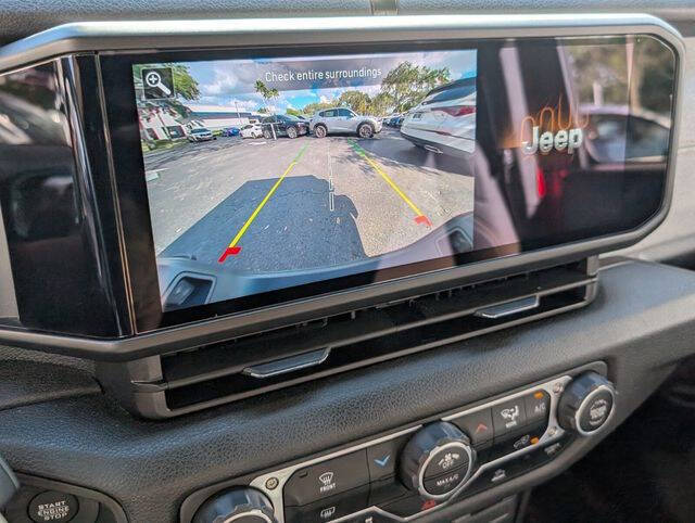 2024 Jeep Gladiator NightHawk