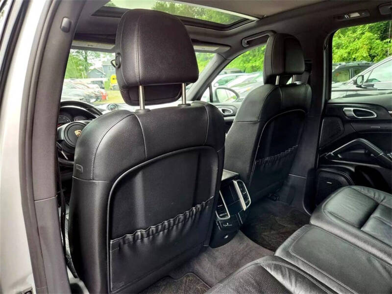 2012 Porsche Cayenne Tiptronic