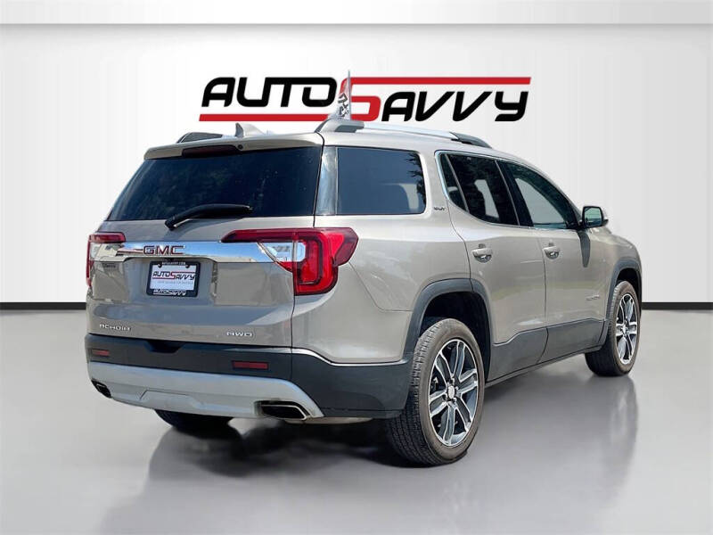 2022 GMC Acadia SLT