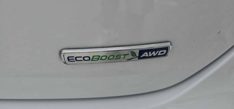 2020 Ford Edge SE