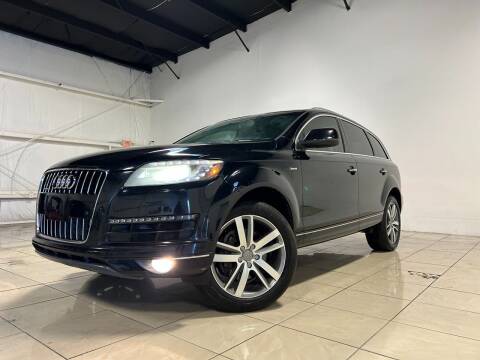 2013 Audi Q7 for sale at ROADSTERS AUTO in Houston TX
