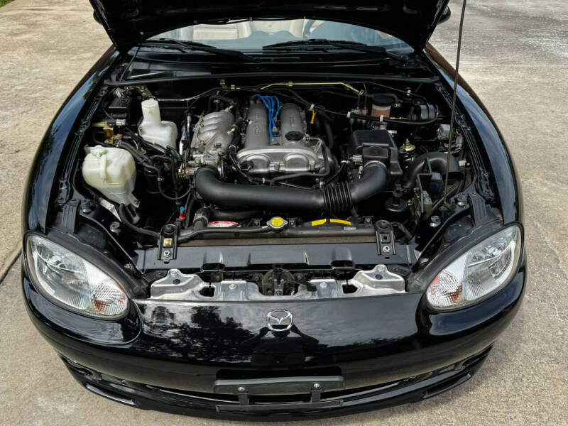 2000 Mazda MX-5 Miata LS