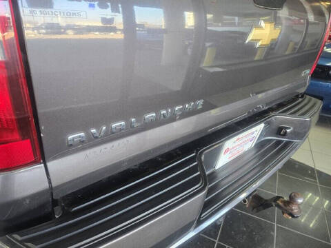 2011 Chevrolet Avalanche LS