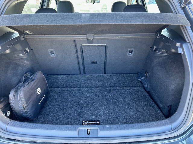 2017 Volkswagen Golf GTI S