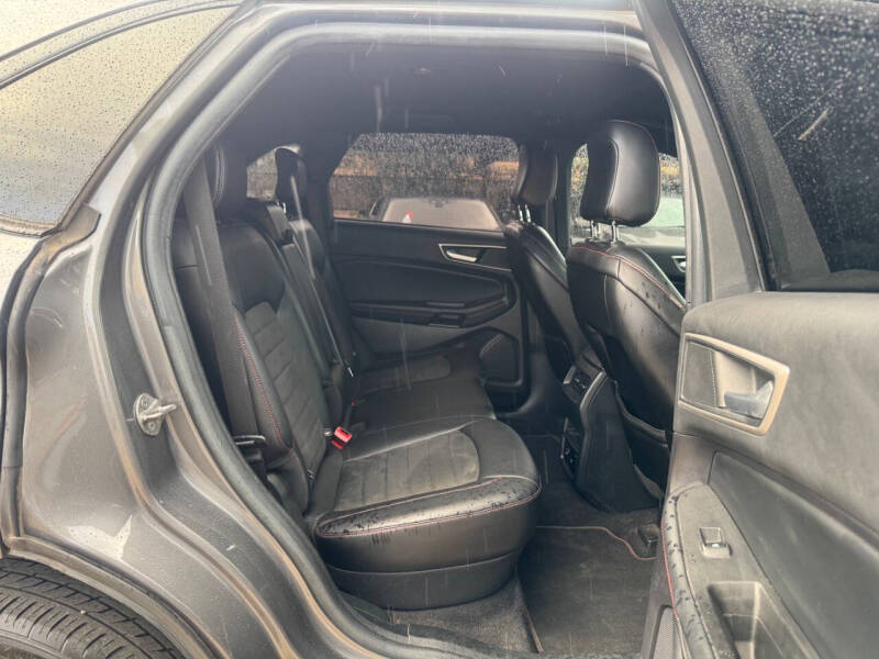 2021 Ford Edge ST-Line