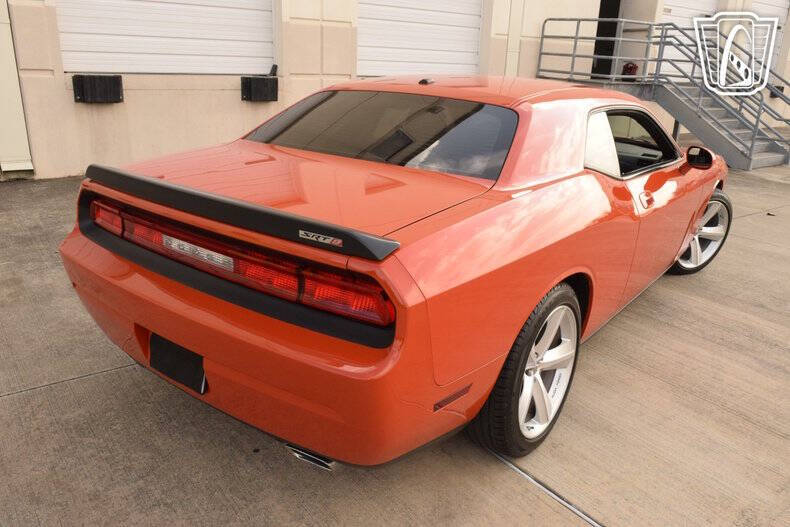 2008 Dodge Challenger SRT8