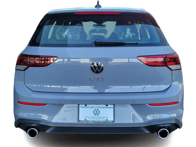 2024 Volkswagen Golf GTI SE