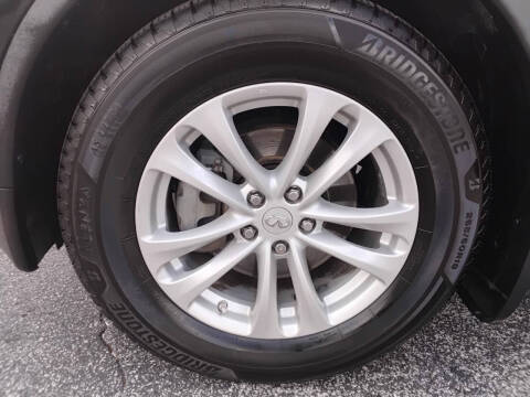 2012 Infiniti FX35