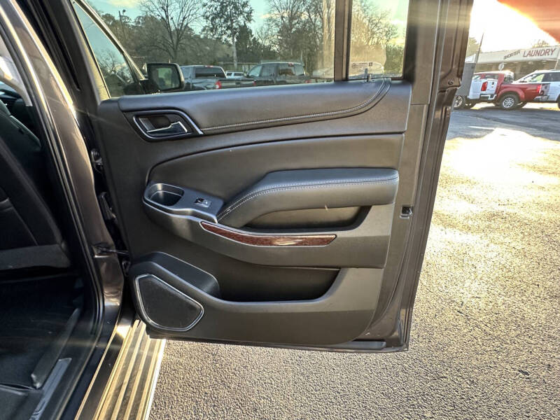 2017 GMC Yukon XL SLT