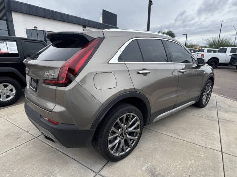 2020 Cadillac XT4 Premium Luxury