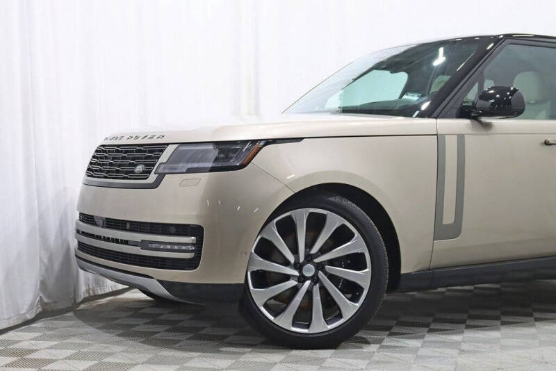 2025 Land Rover Range Rover P530 SE