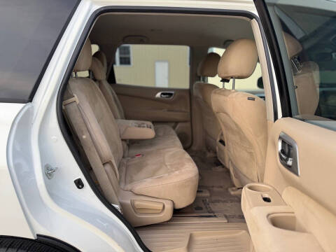 2014 Nissan Pathfinder SV