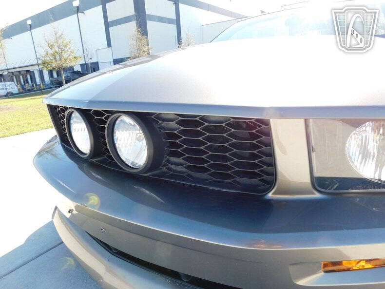2005 Ford Mustang