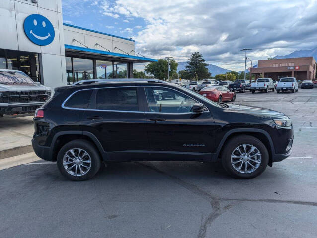 2021 Jeep Cherokee for sale at Axio Auto Boise in Boise, ID