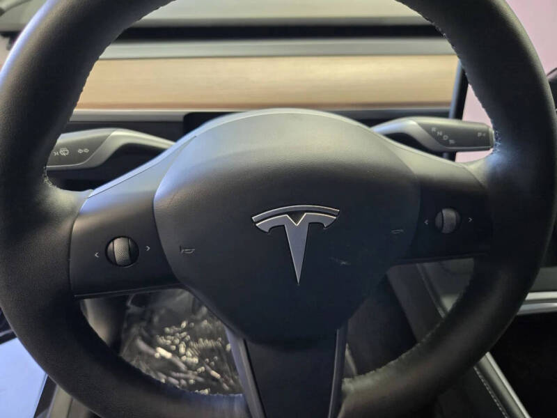 2024 Tesla Model Y Performance
