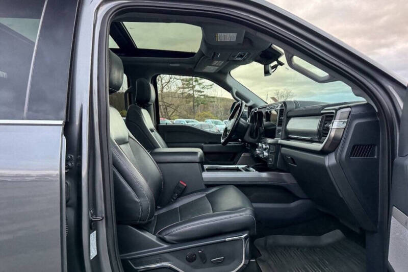 2023 Ford F-450 Super Duty Lariat