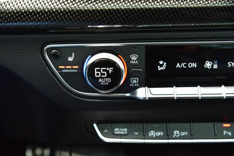 2021 Audi SQ5 3.0T quattro Premium Plus