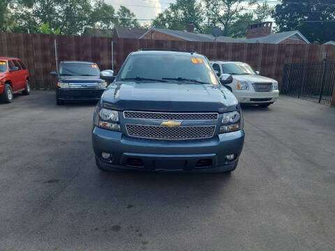 2009 Chevrolet Suburban for sale at Frankies Auto Sales in Detroit MI