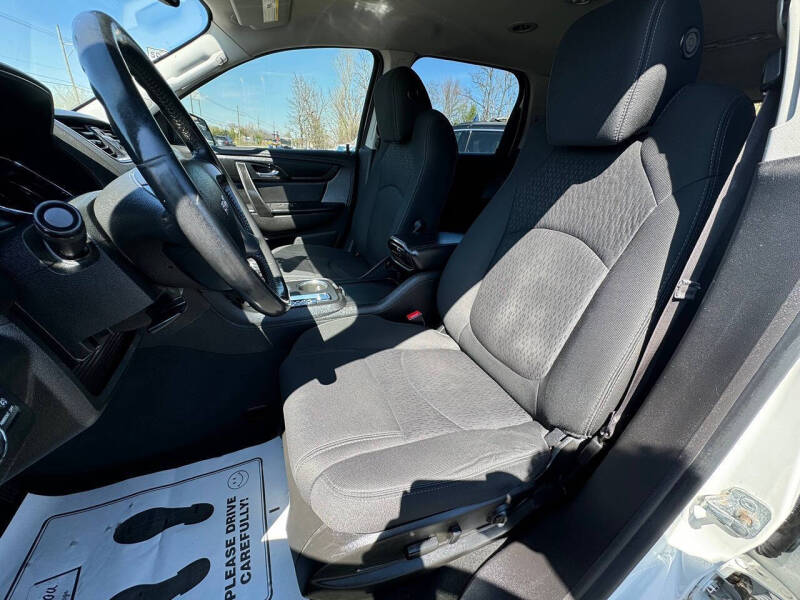 2014 GMC Acadia SLE-2