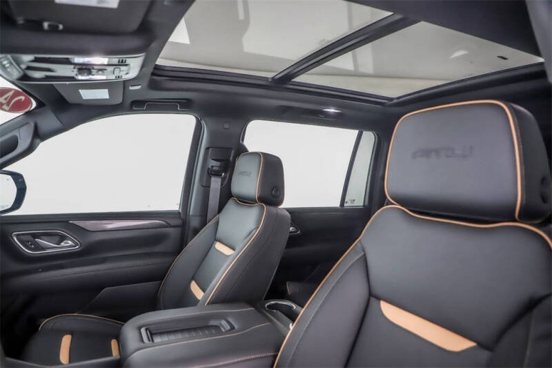 2024 GMC Yukon XL AT4