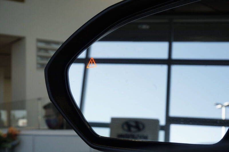 2026 Hyundai Ioniq 5 SE Standard Range