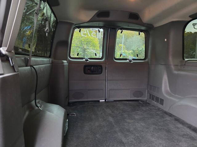 2017 Chevrolet Express LT 2500