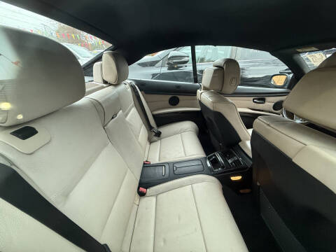 2011 BMW 3 Series 328i