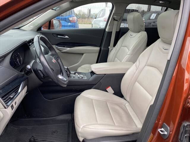 2019 Cadillac XT4 Premium Luxury