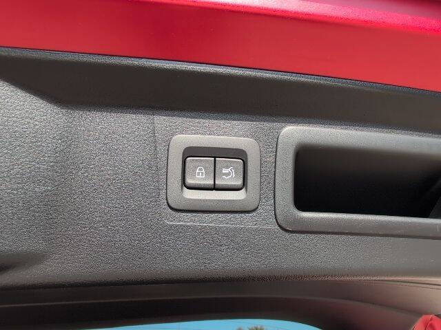 2025 Mazda CX-50 2.5 S Preferred