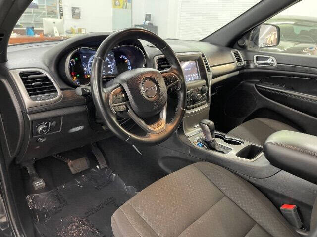 2021 Jeep Grand Cherokee Laredo E