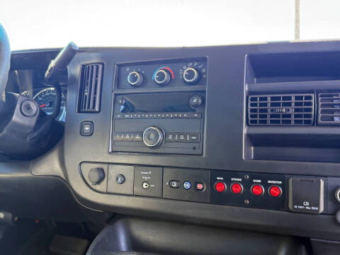2017 Chevrolet Express 2500