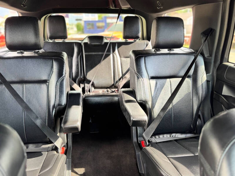 2020 Ford Expedition XLT