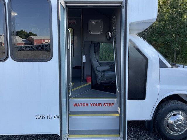 2022 Chevrolet Express 4500