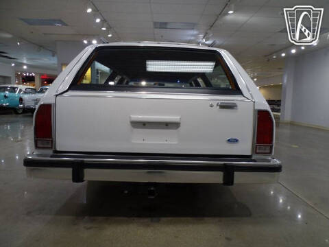 1985 Ford LTD Crown Victoria