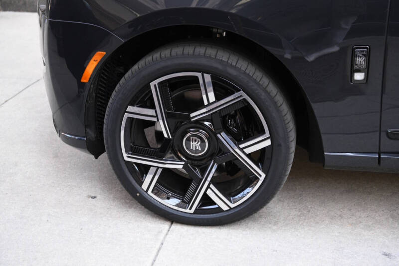 2025 Rolls-Royce Black Badge Cullinan