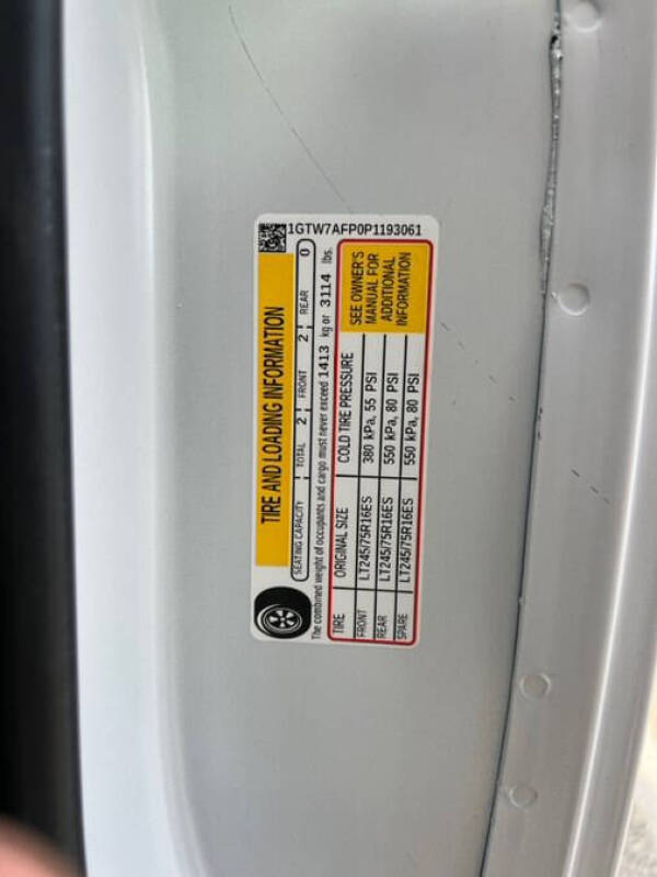 2023 GMC Savana 2500