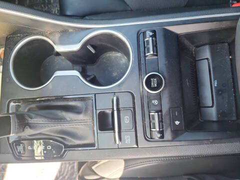 2023 Kia K5