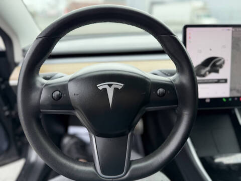 2019 Tesla Model 3 Performance