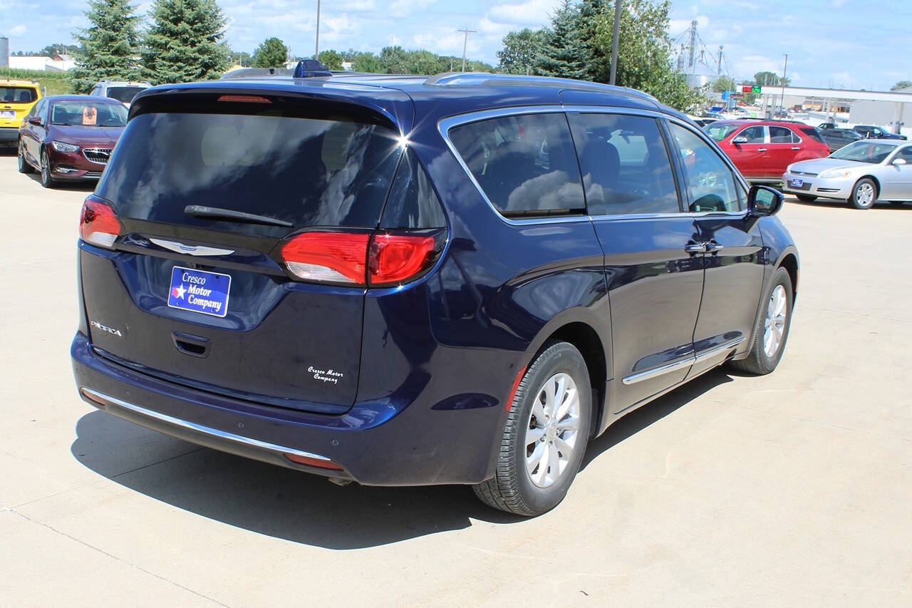 2018 Chrysler Pacifica for sale at Cresco Motor Company in Cresco, IA