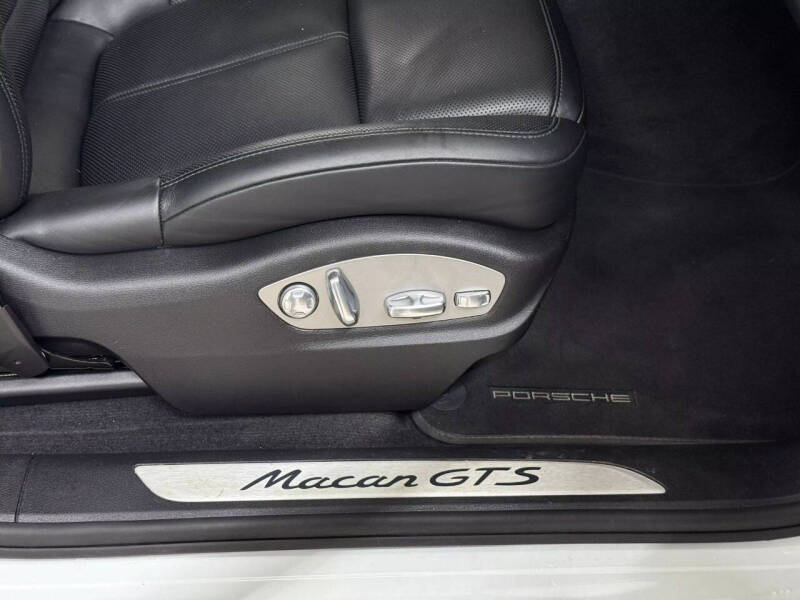 2017 Porsche Macan GTS