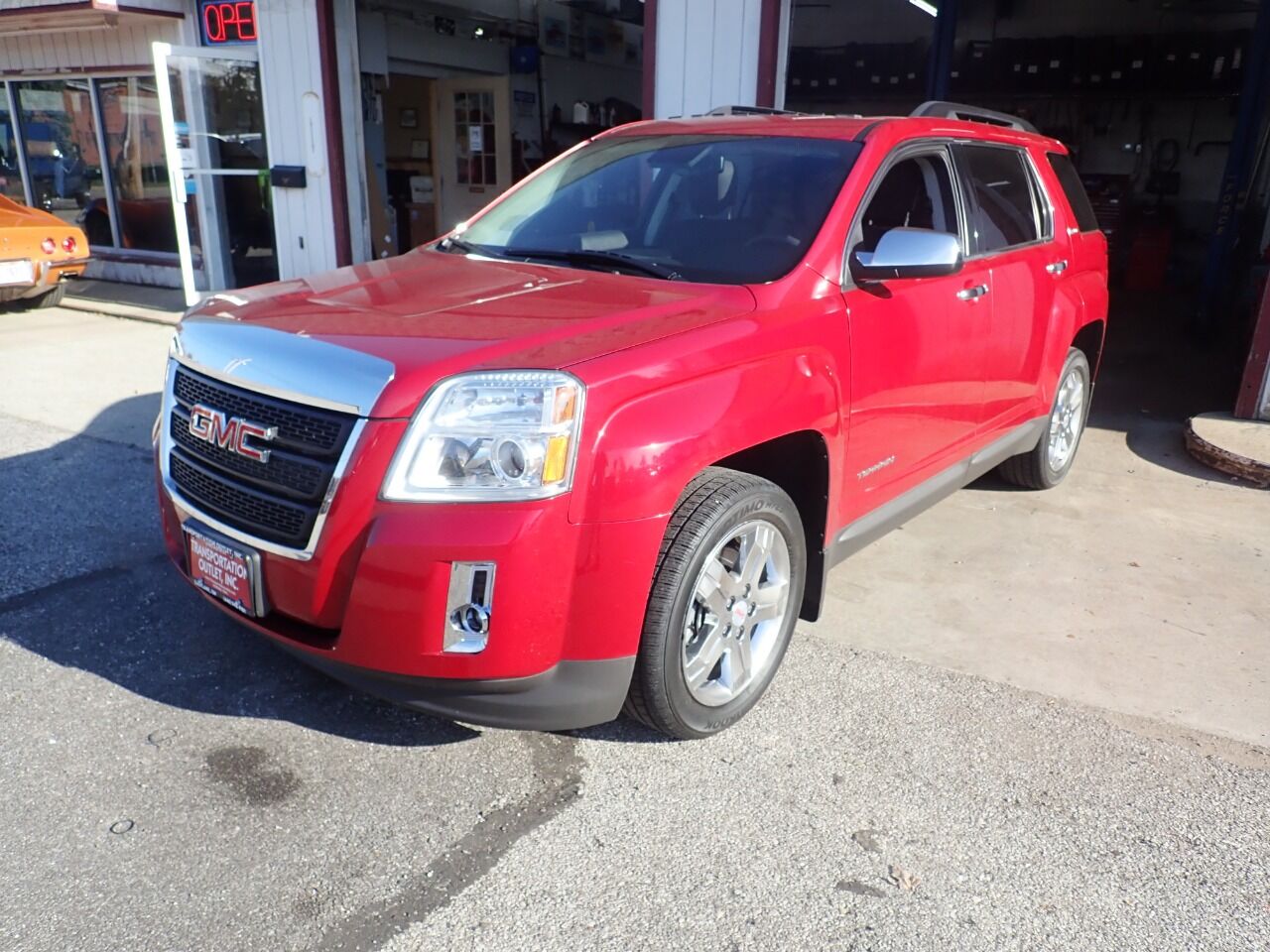 Preowned 2013 GMC Terrain SLE 2 AWD 4dr SUV for sale by Transportation Outlet Inc in Eastlake, OH