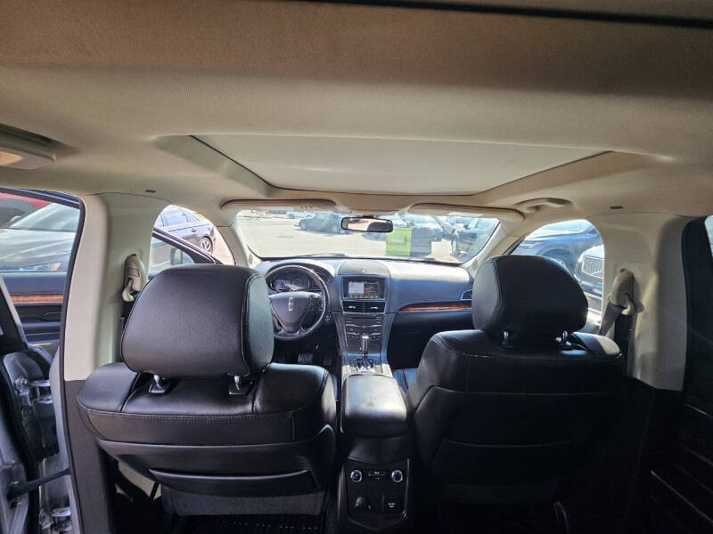 2016 Lincoln MKT EcoBoost