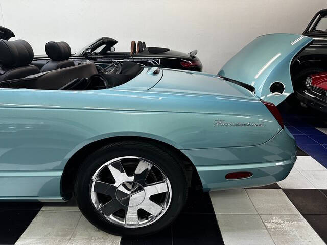 2002 Ford Thunderbird Deluxe