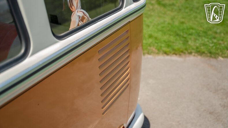 1975 Volkswagen Bus