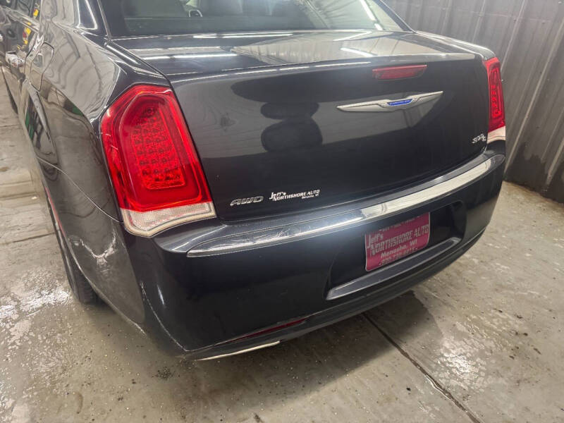 2017 Chrysler 300 C