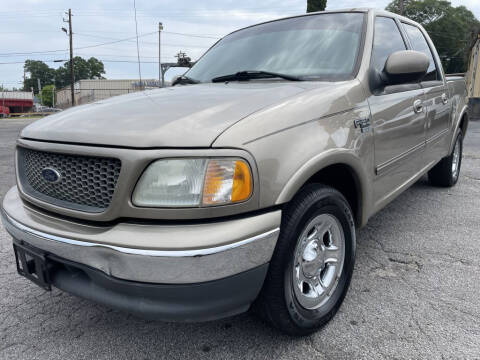 2001 Ford F-150 for sale at Lewis Page Auto Brokers in Gainesville GA