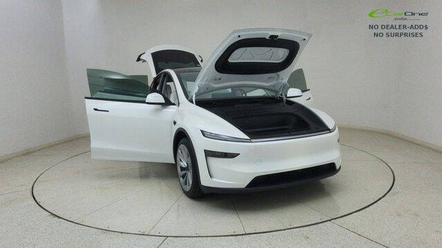 2026 Tesla Model Y Premium