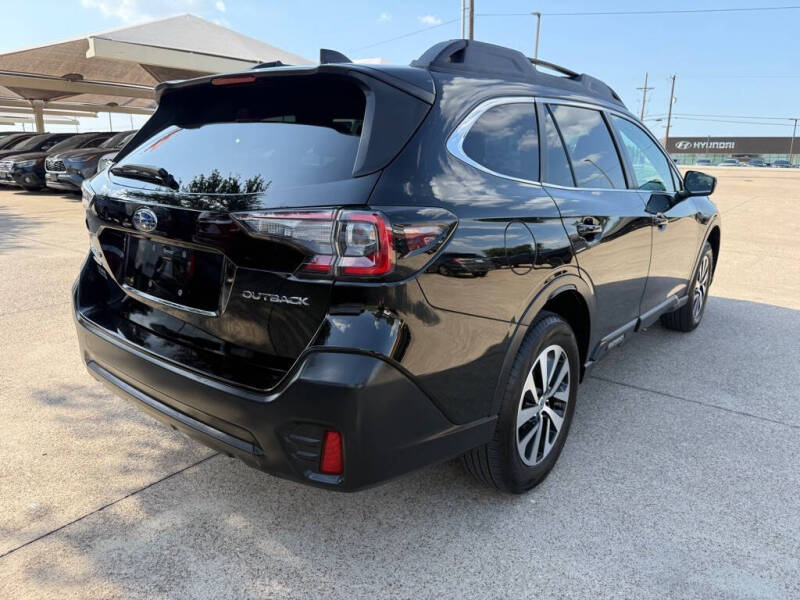 2022 Subaru Outback Premium