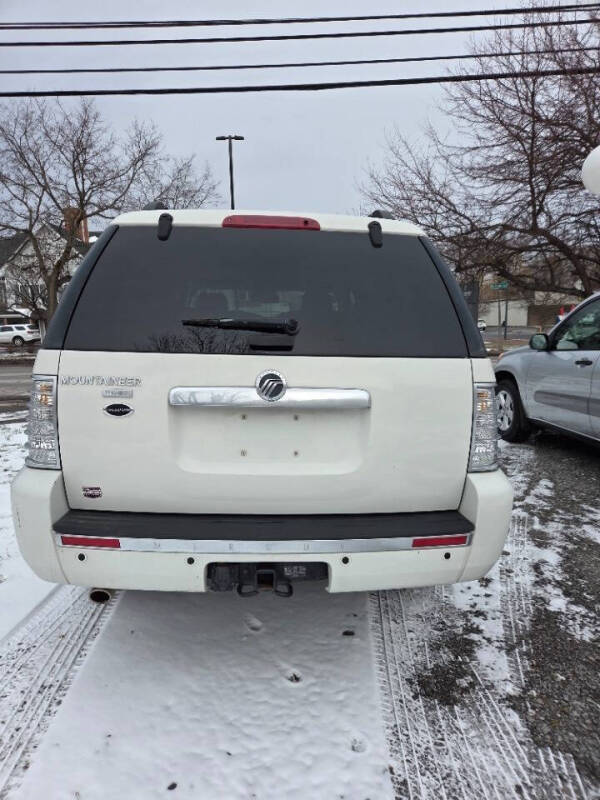 2010 Mercury Mountaineer Premier
