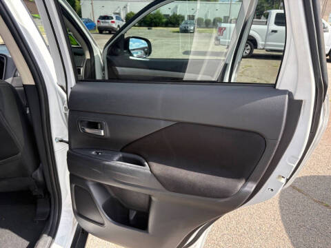2018 Mitsubishi Outlander SE